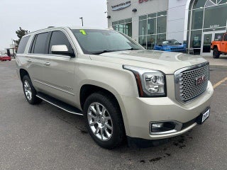 2017 GMC Yukon with Sparkling Silver Metallic Exterior