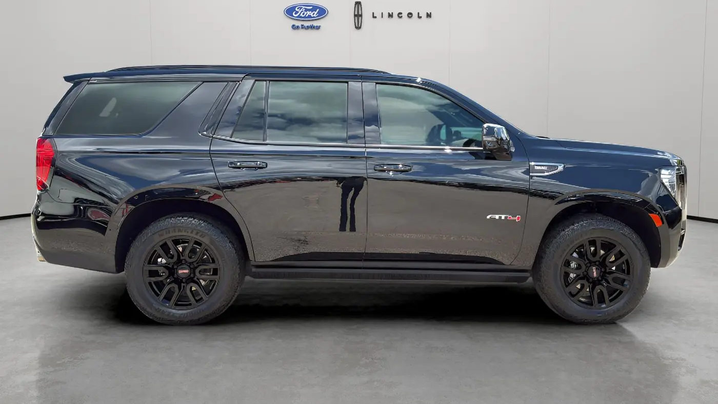 2024 GMC Yukon AT4