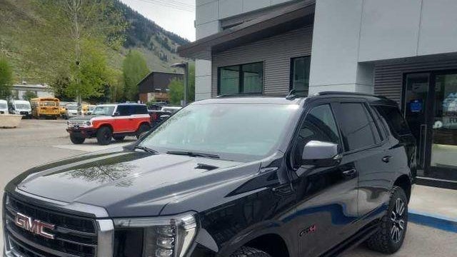 2024 GMC Yukon AT4
