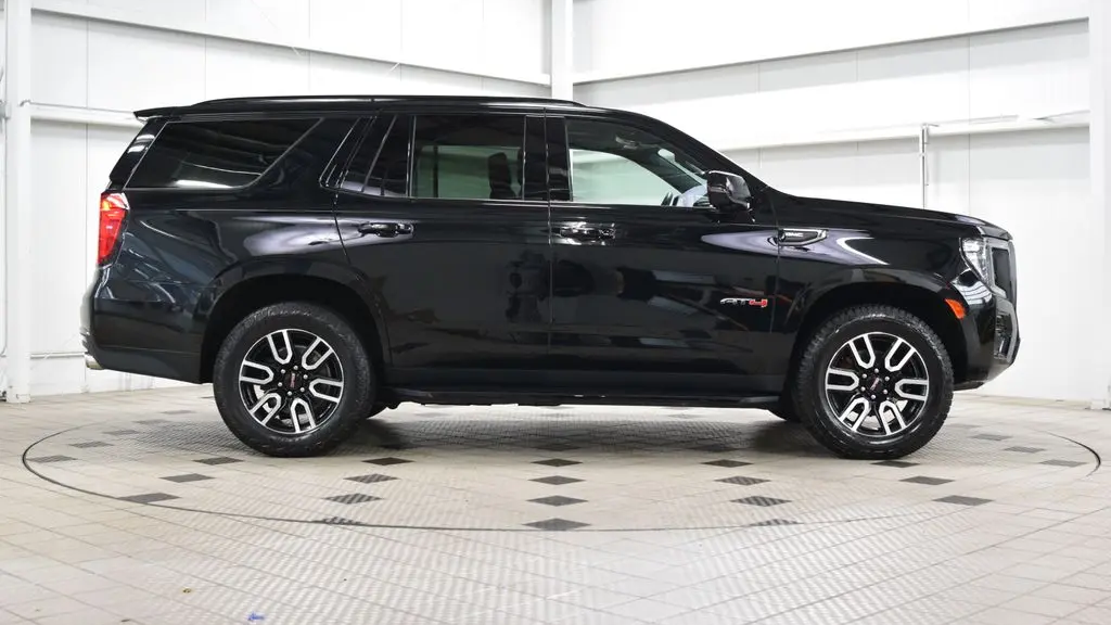 2024 GMC Yukon AT4