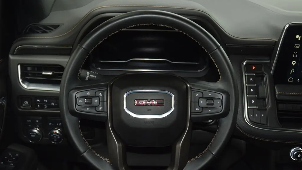 2024 GMC Yukon AT4
