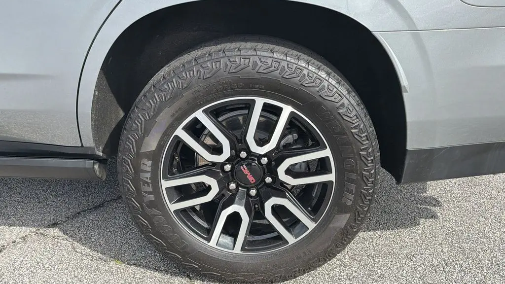 2024 GMC Yukon AT4