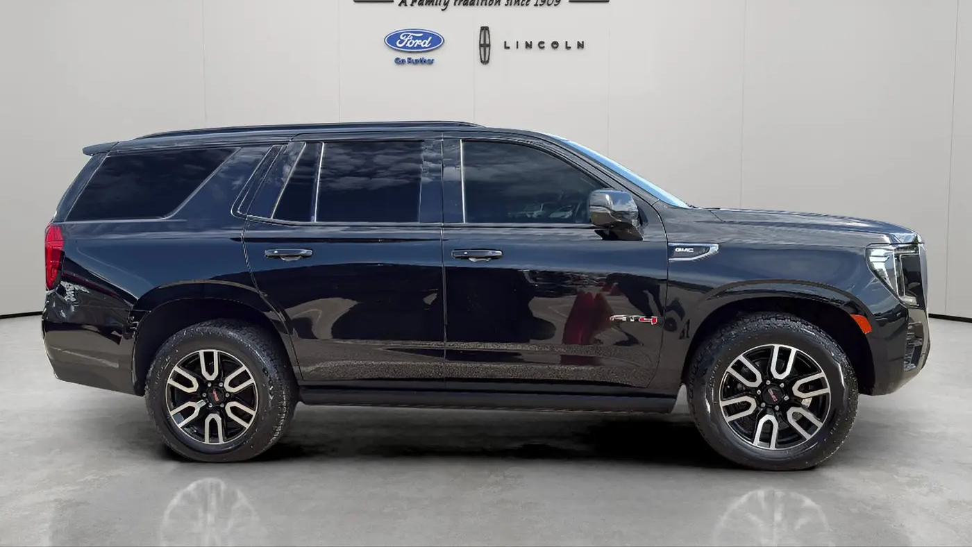 2022 GMC Yukon AT4