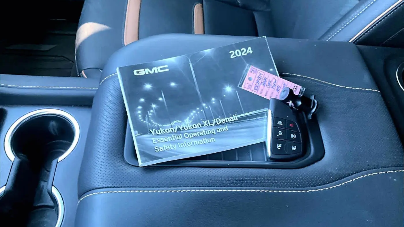 2024 GMC Yukon AT4