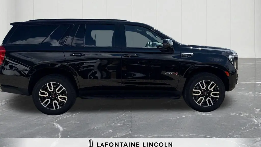 2023 GMC Yukon AT4