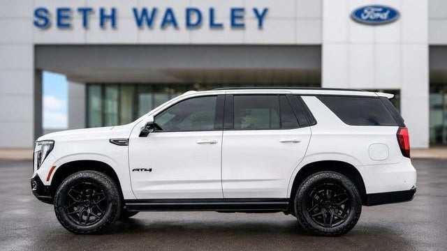 2025 GMC Yukon AT4