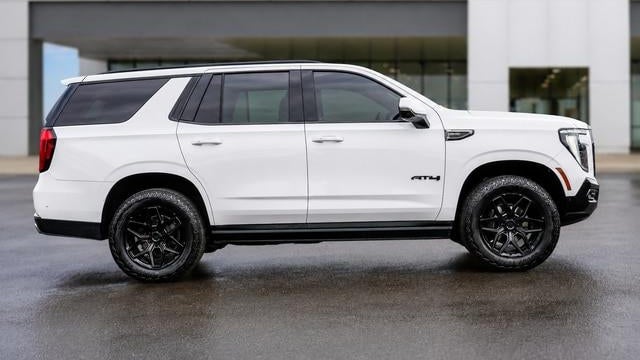 2025 GMC Yukon AT4
