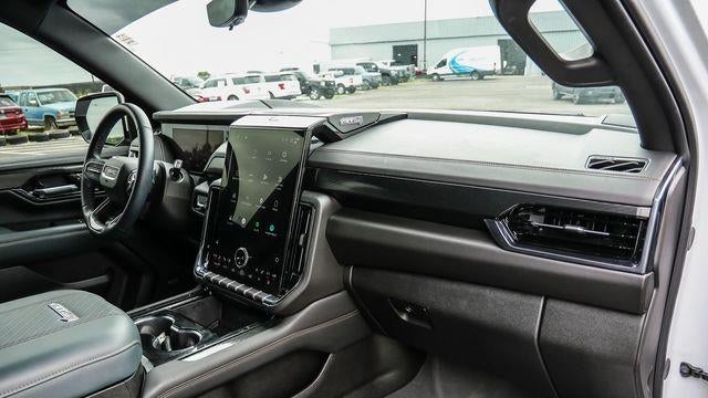 2025 GMC Yukon AT4