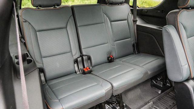 2025 GMC Yukon AT4