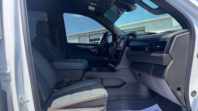 2025 GMC Yukon AT4