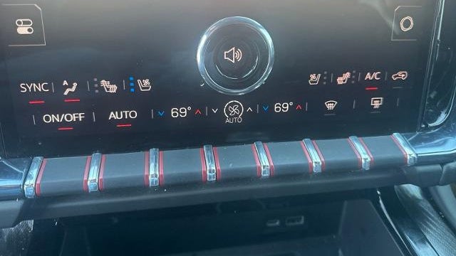 2025 GMC Yukon AT4
