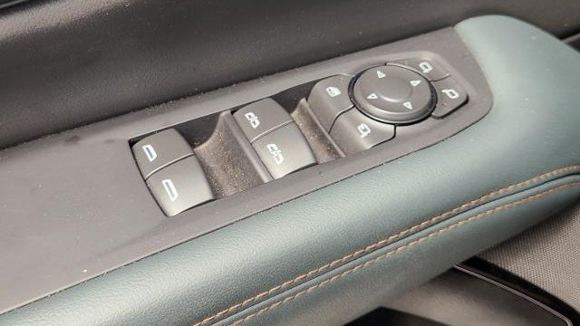 2025 GMC Yukon AT4
