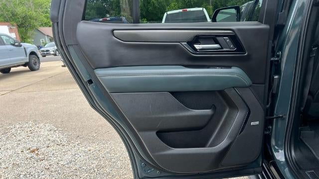 2025 GMC Yukon AT4