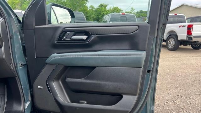 2025 GMC Yukon AT4