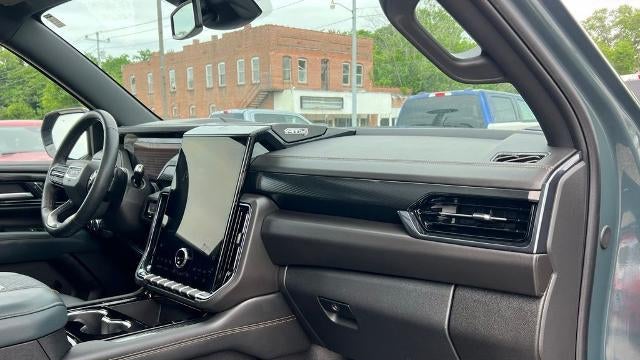 2025 GMC Yukon AT4