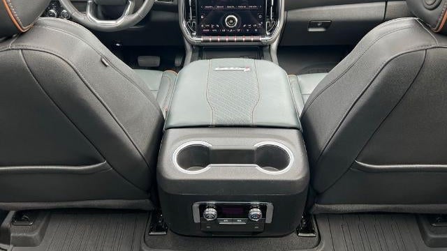 2025 GMC Yukon AT4