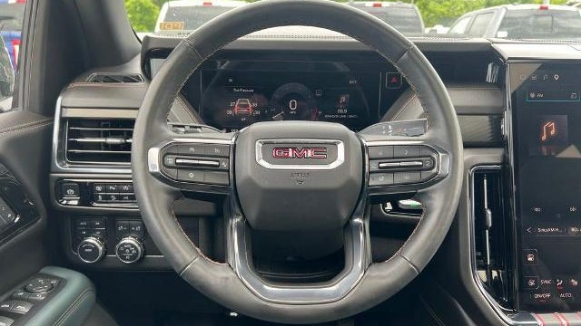 2025 GMC Yukon AT4
