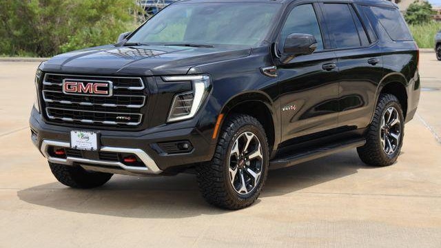2025 GMC Yukon AT4