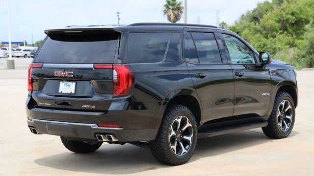 2025 GMC Yukon AT4