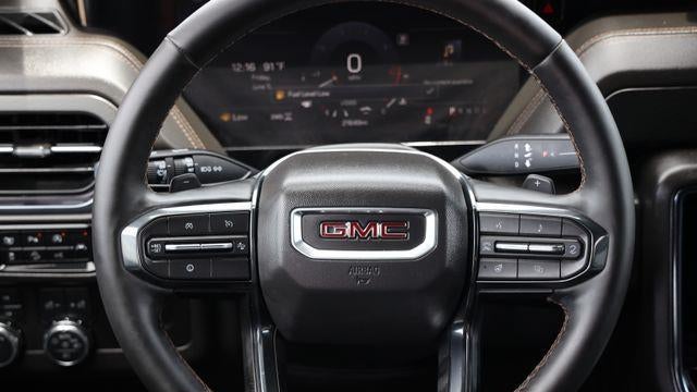2025 GMC Yukon AT4