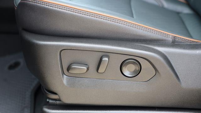 2025 GMC Yukon AT4