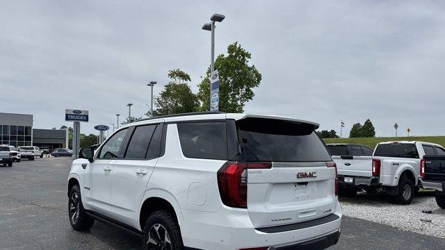 2025 GMC Yukon AT4
