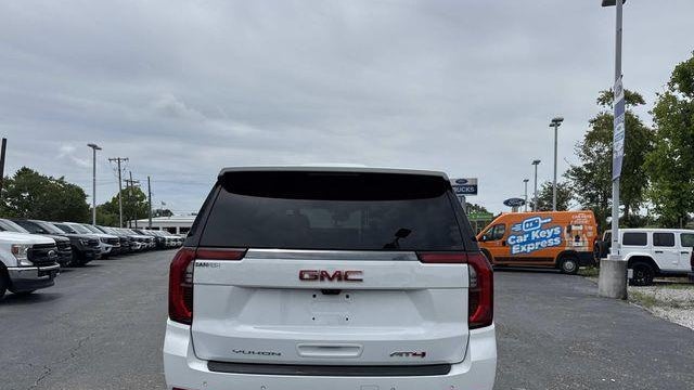 2025 GMC Yukon AT4