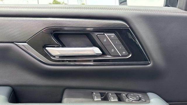 2025 GMC Yukon AT4