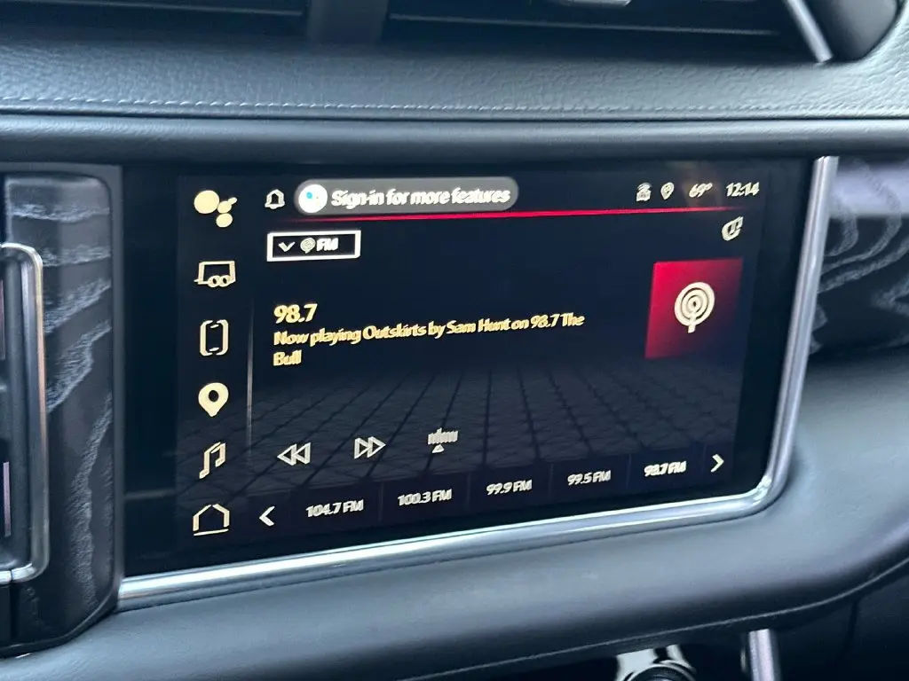 2024 GMC Yukon - $67,700