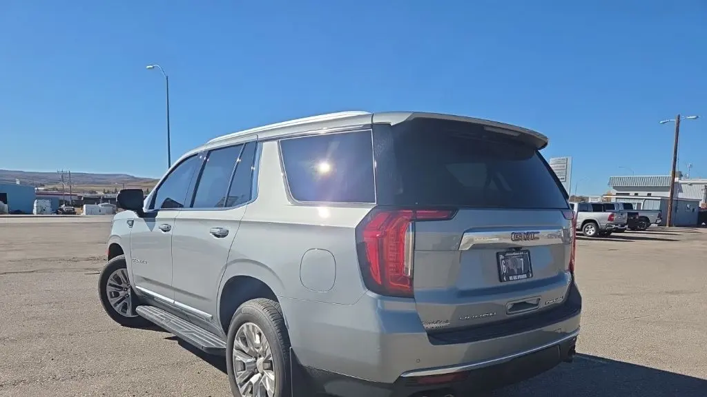 2023 GMC Yukon Denali