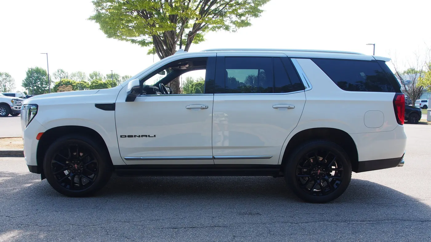 2023 GMC Yukon Denali