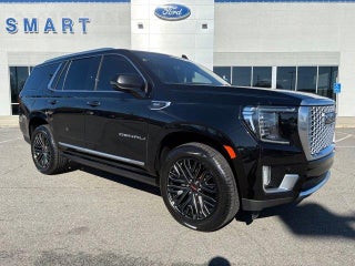 2021 GMC Yukon with Onyx Black Exterior