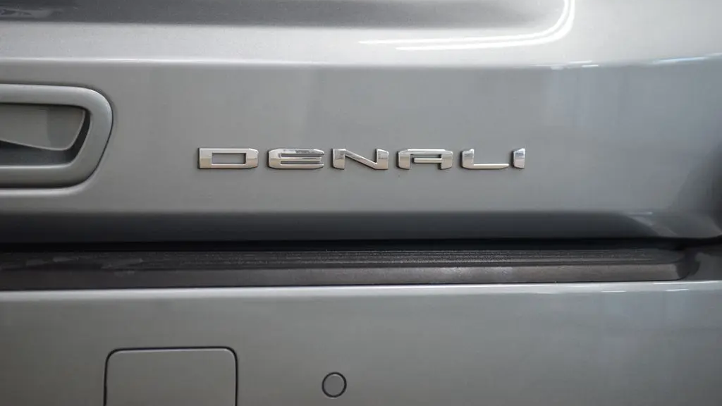 2024 GMC Yukon Denali