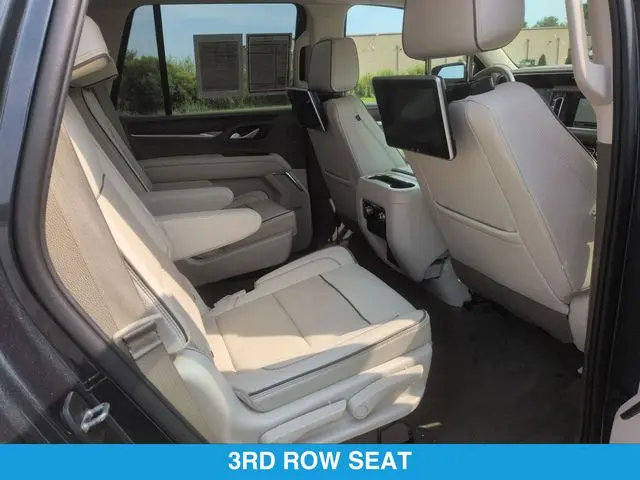 2022 GMC Yukon - $41,995