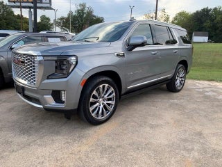 2023 GMC Yukon with Sterling Metallic Exterior