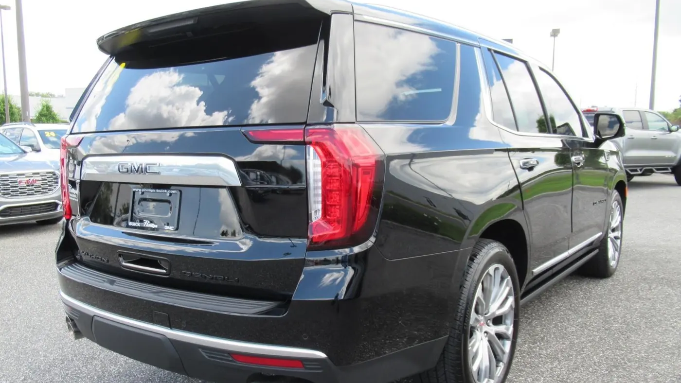 2024 GMC Yukon Denali