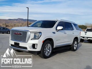 2021 GMC Yukon with White Frost Tricoat Exterior