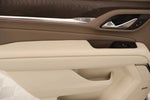 2023 Yukon Thumbnail 19