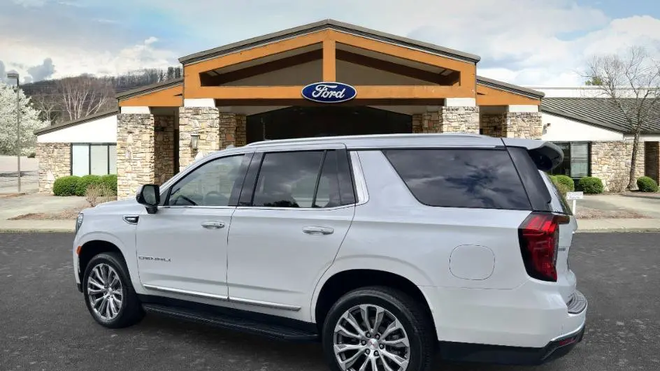 2024 GMC Yukon Denali