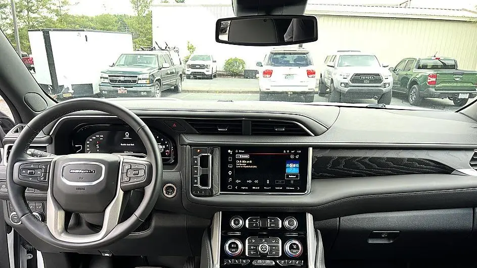 2024 GMC Yukon Denali