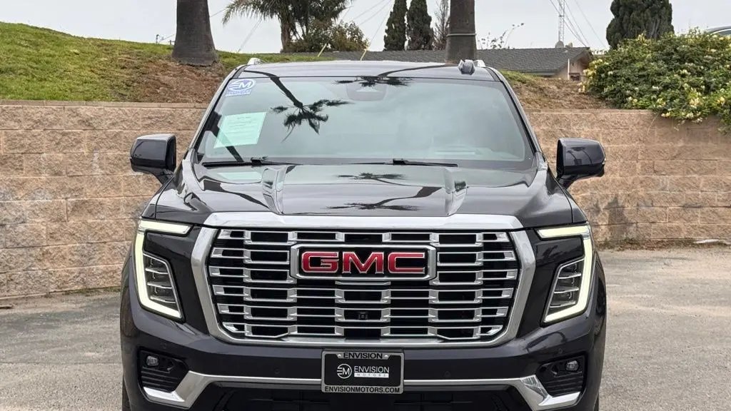 2025 GMC Yukon Denali