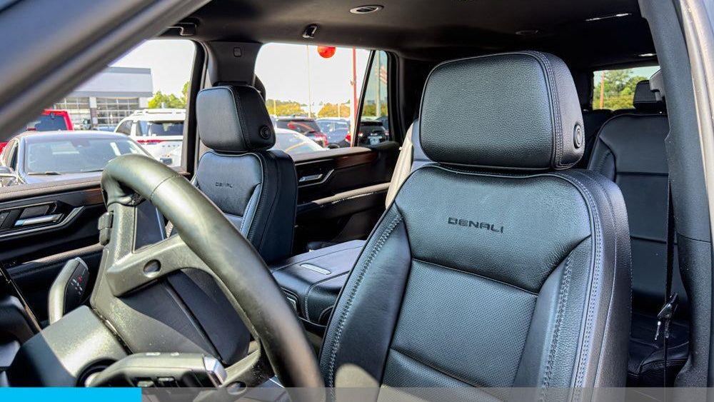 2025 GMC Yukon Denali