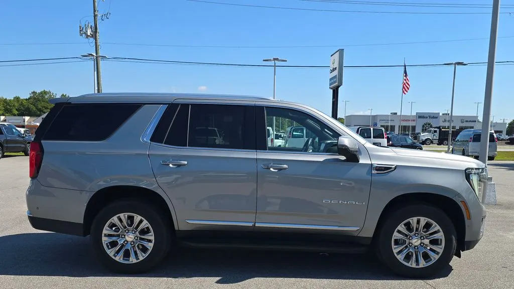 2025 GMC Yukon Denali