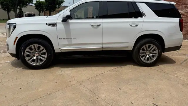 2025 GMC Yukon Denali