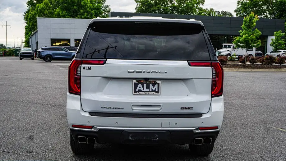 2025 GMC Yukon Denali