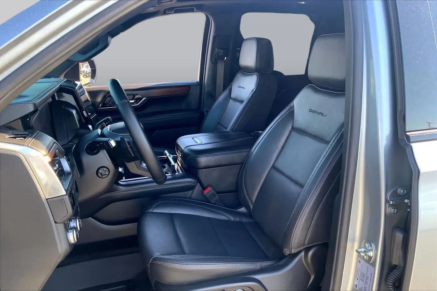 2025 GMC Yukon - $62,995