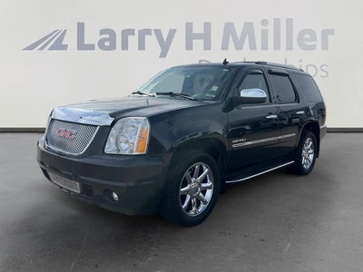Photo of a 2013 GMC Yukon AWD Denali 4DR SUV for sale