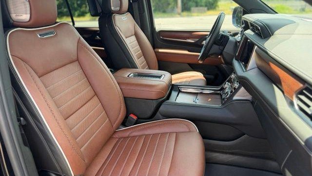 2023 GMC Yukon Denali Ultimate