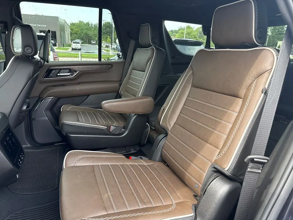 2026 GMC Yukon - $104,860