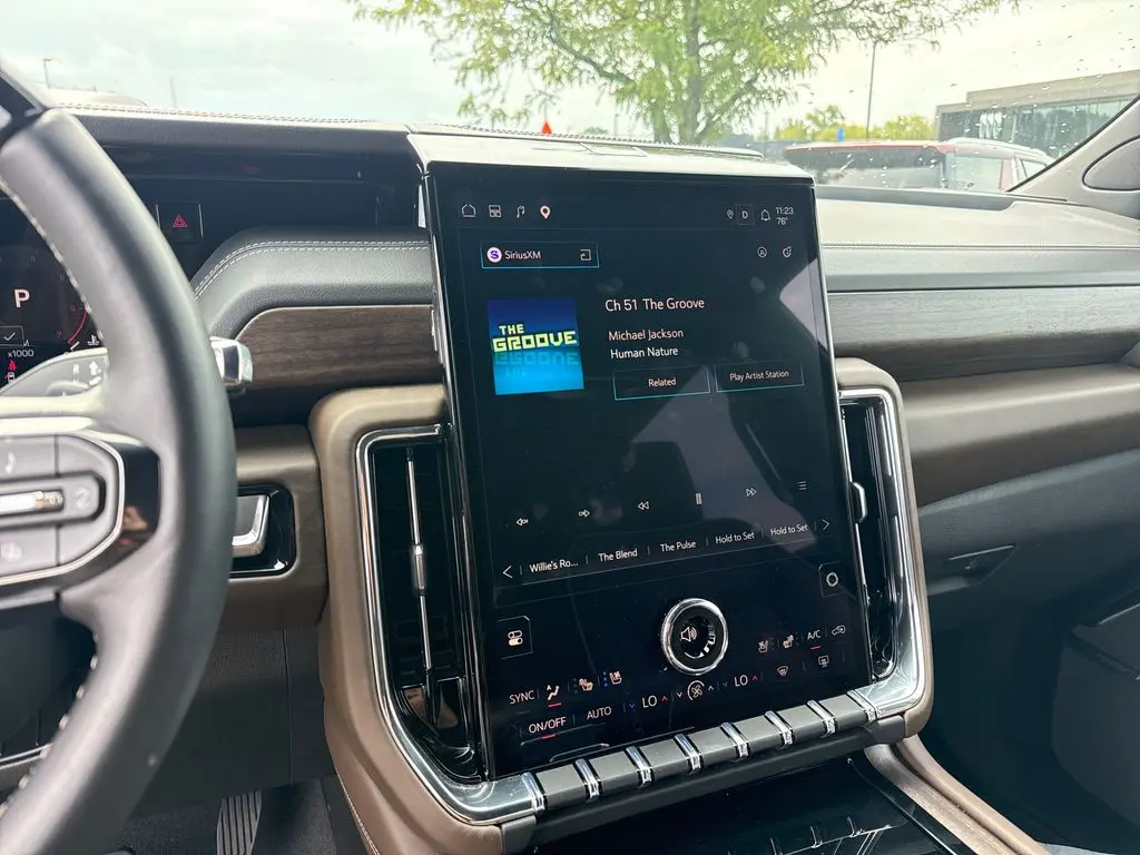 2026 GMC Yukon - $104,860